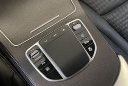harmaa Mercedes-Benz GLC 2021 kuva 22.