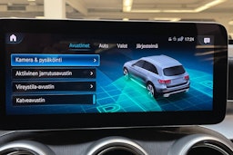 harmaa Mercedes-Benz GLC 2021 kuva 26.
