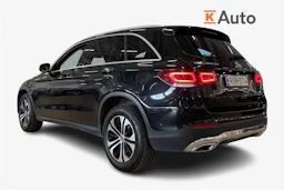 musta Mercedes-Benz GLC 2021 kuva 2.