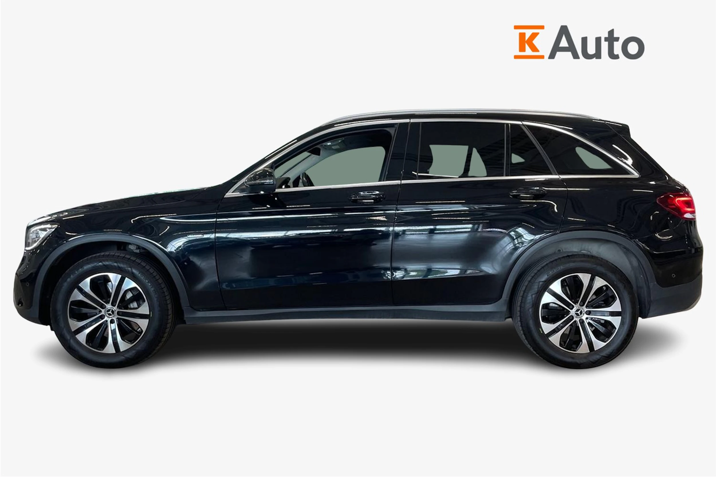 musta Mercedes-Benz GLC 2021 kuva 5.