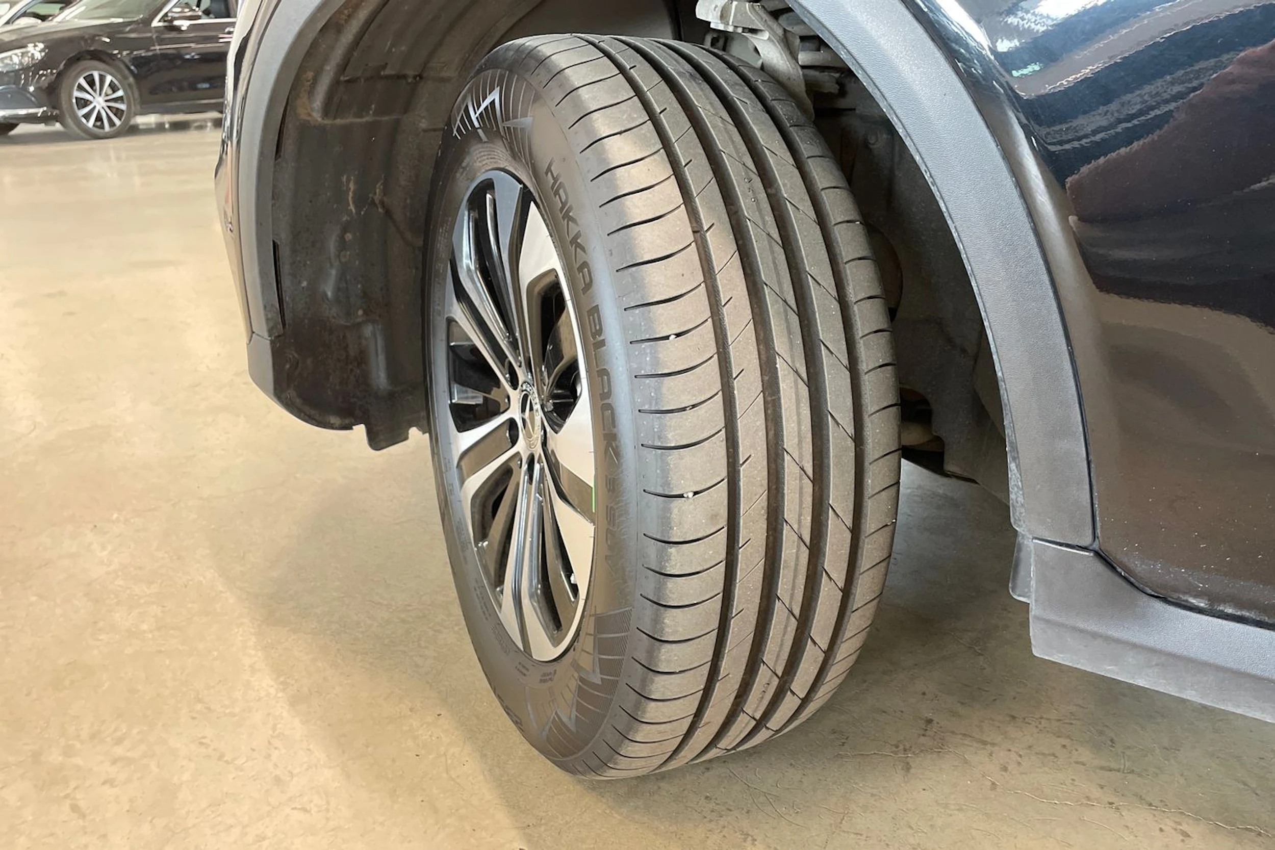 musta Mercedes-Benz GLC 2021 kuva 10.