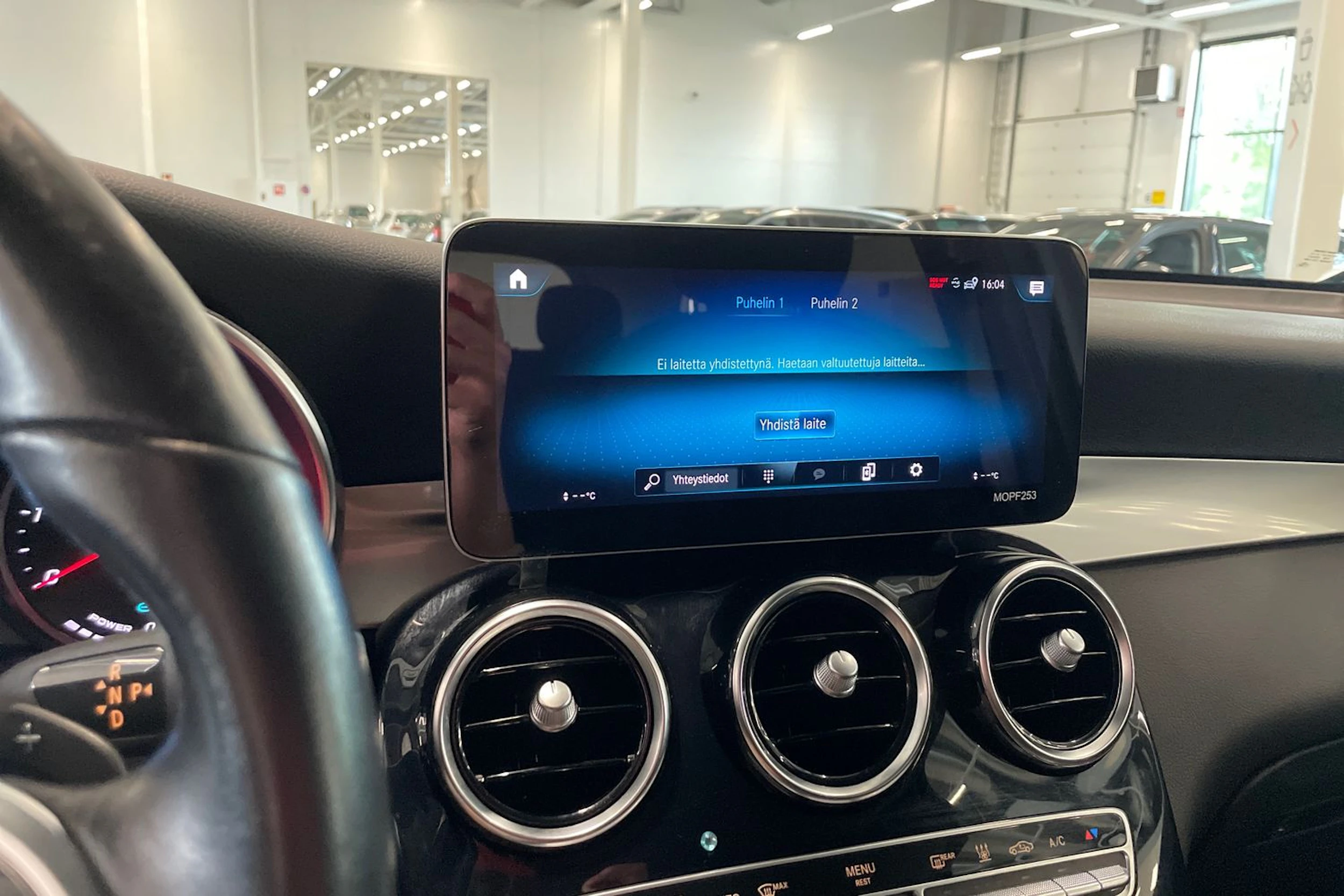 musta Mercedes-Benz GLC 2021 kuva 20.