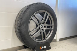 harmaa Mercedes-Benz GLC 2021 kuva 10.