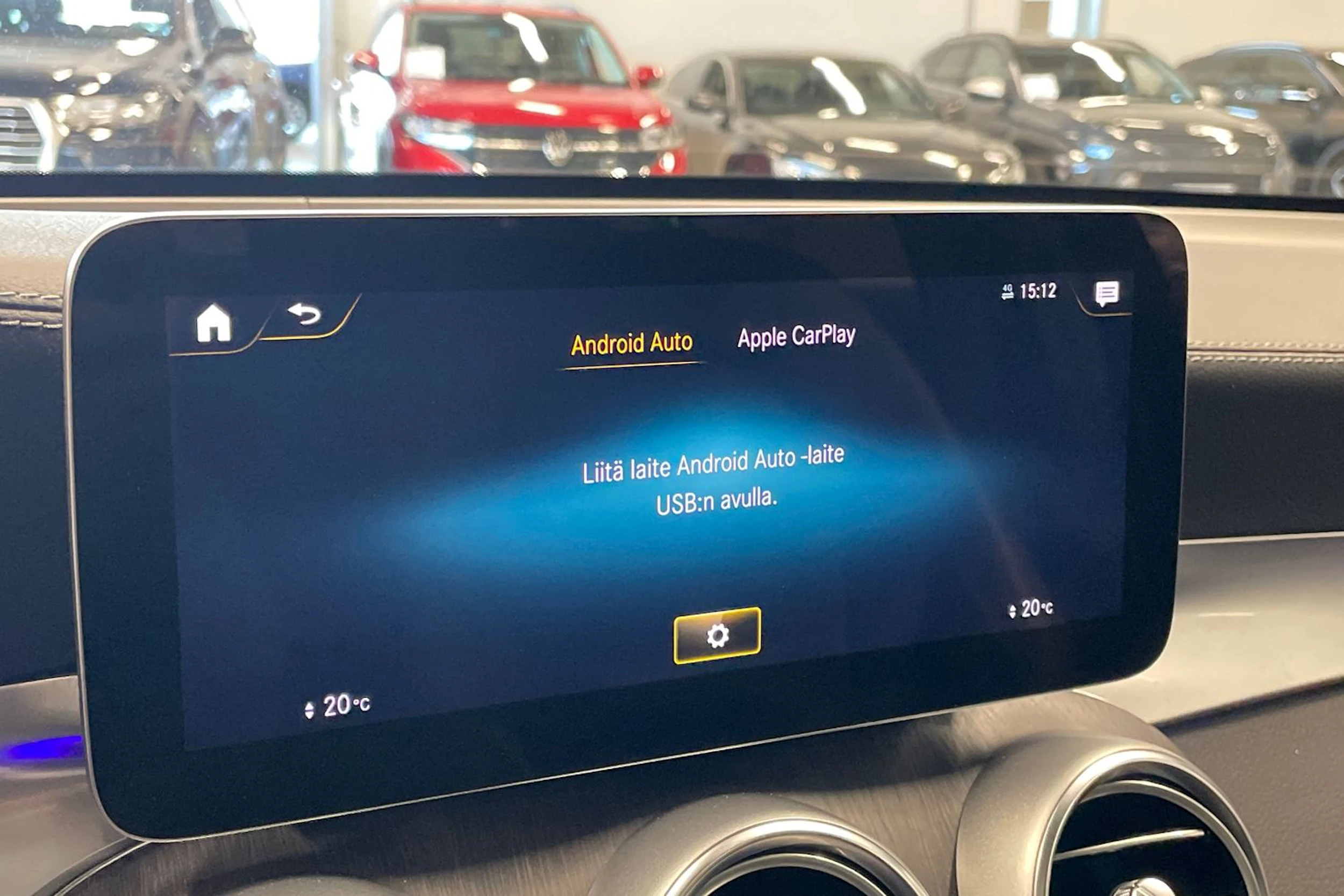 harmaa Mercedes-Benz GLC 2021 kuva 24.