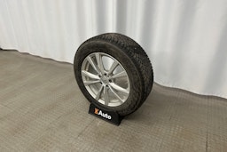 harmaa Mercedes-Benz GLC 2021 kuva 13.
