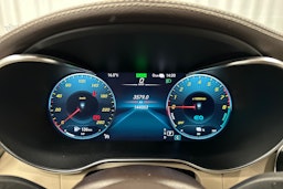 harmaa Mercedes-Benz GLC 2021 kuva 16.