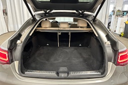 harmaa Mercedes-Benz GLC 2021 kuva 25.