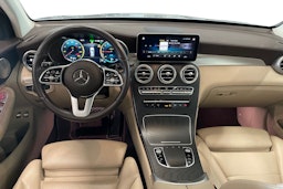 harmaa Mercedes-Benz GLC 2021 kuva 7.