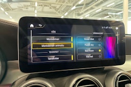 harmaa Mercedes-Benz GLC 2021 kuva 24.