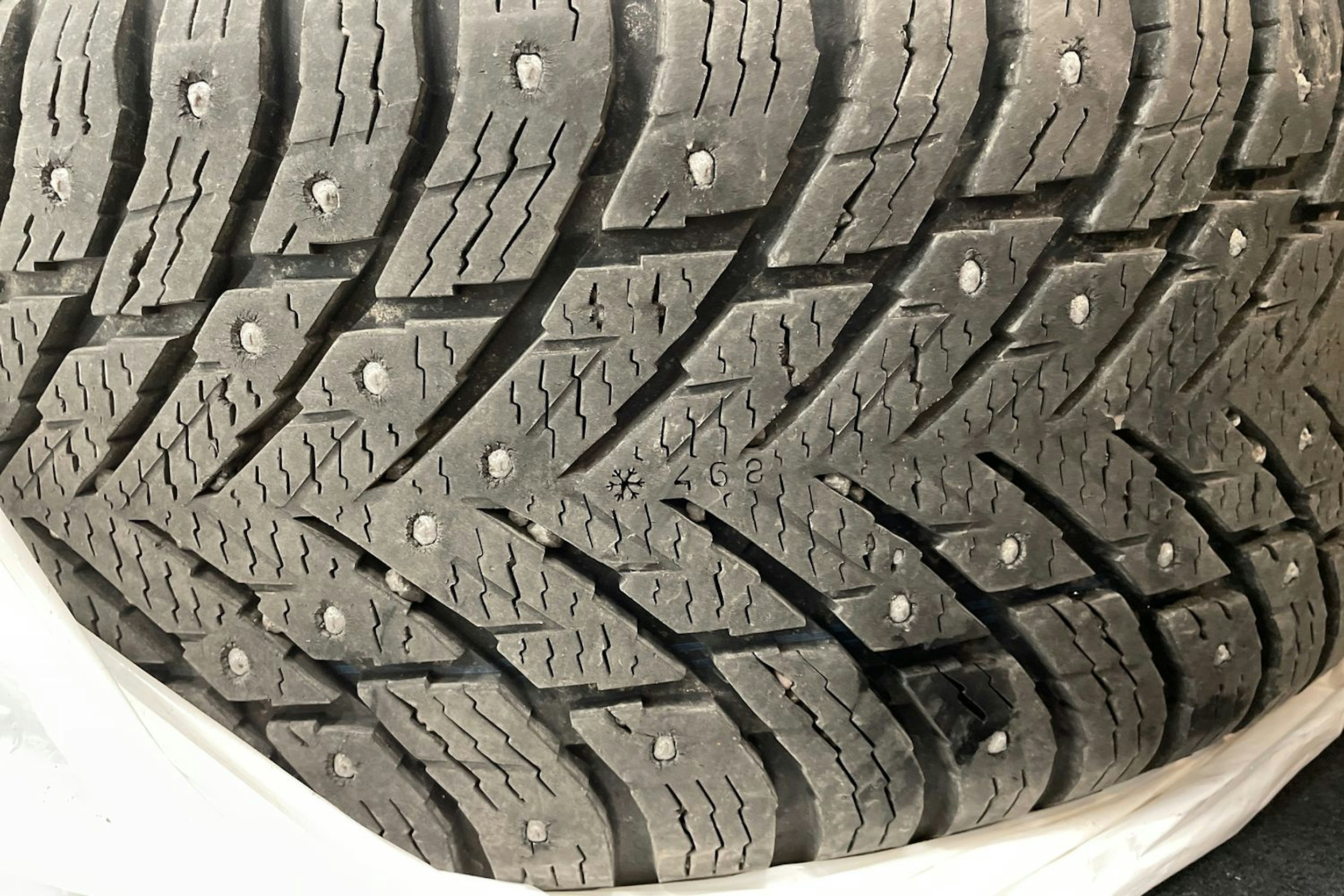 harmaa Mercedes-Benz GLC 2021 kuva 34.