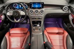 Musta Mercedes-Benz GLC 2021 kuva 9.