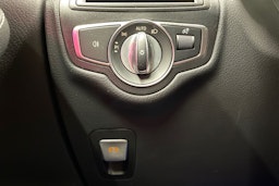 Musta Mercedes-Benz GLC 2021 kuva 26.