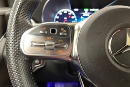 Musta Mercedes-Benz GLC 2021 kuva 27.