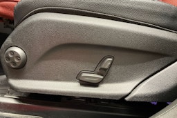 Musta Mercedes-Benz GLC 2021 kuva 29.