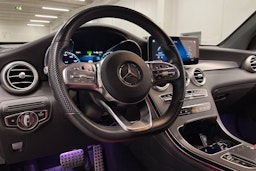 Musta Mercedes-Benz GLC 2021 kuva 32.