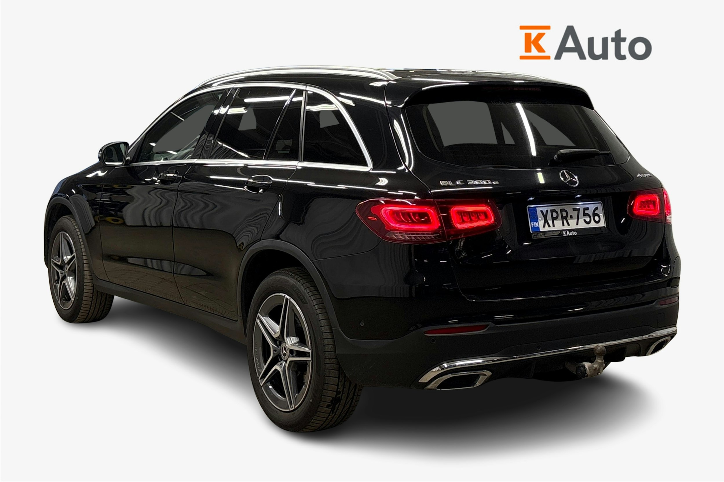 musta Mercedes-Benz GLC 2021 kuva 2.