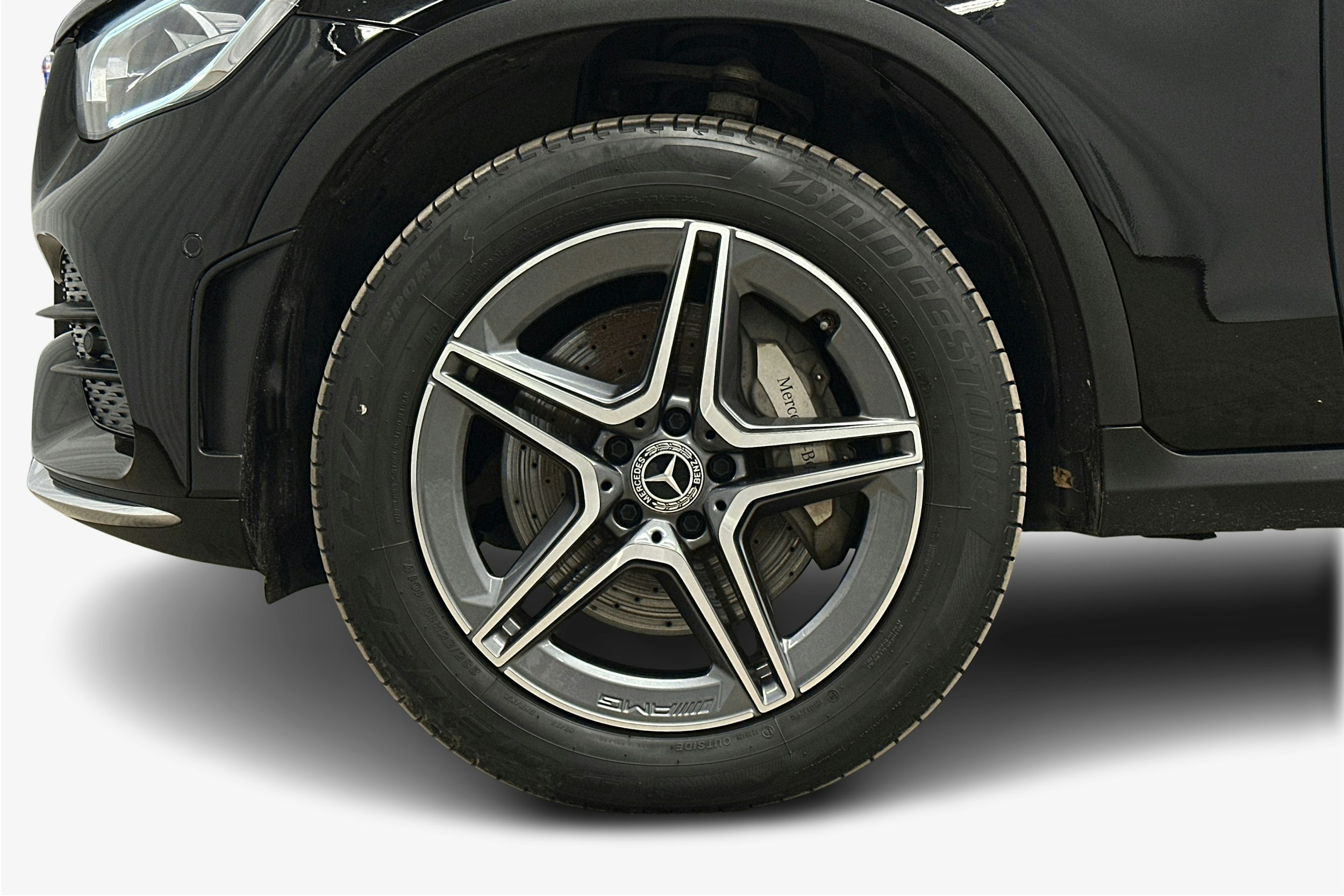 musta Mercedes-Benz GLC 2021 kuva 11.