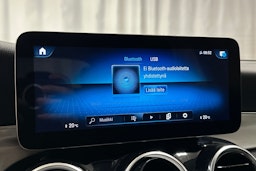 musta Mercedes-Benz GLC 2021 kuva 24.