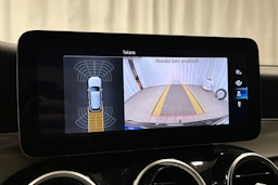 musta Mercedes-Benz GLC 2021 kuva 27.