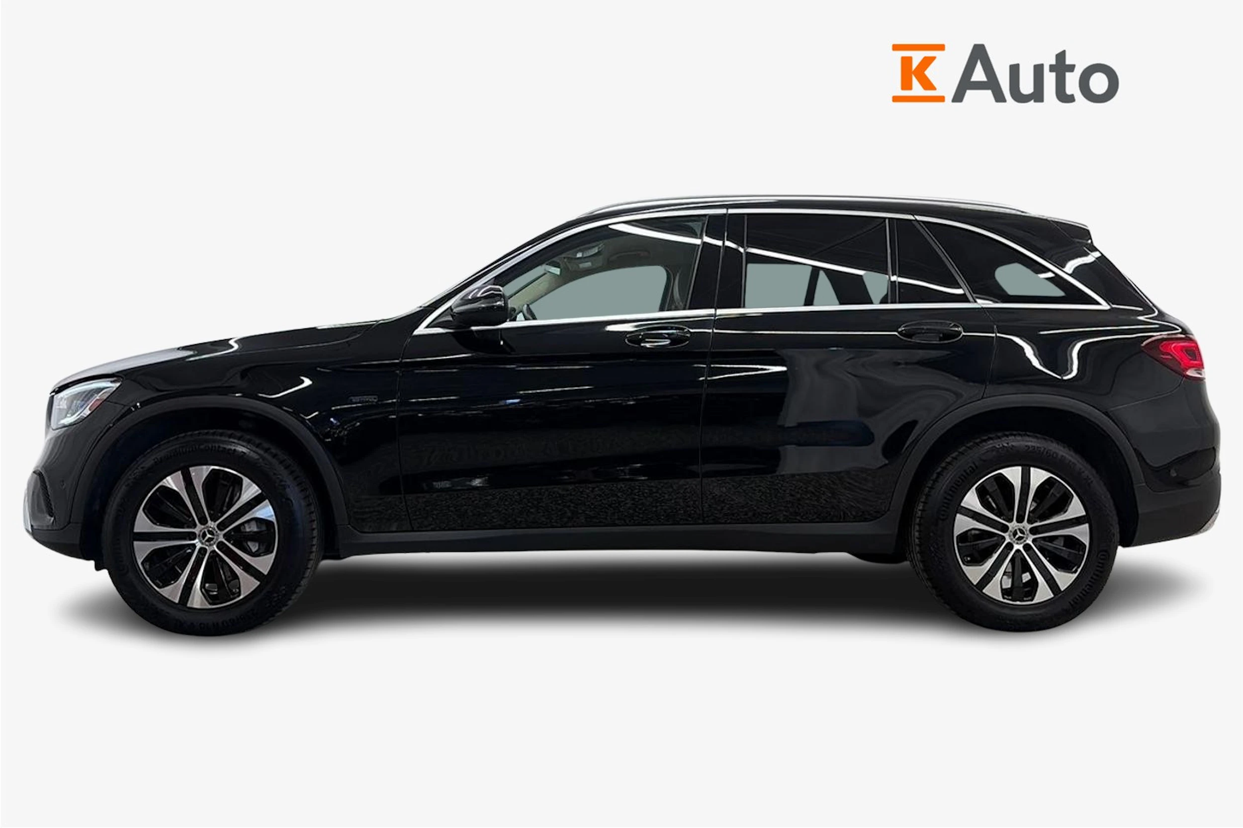 Musta Mercedes-Benz GLC 2021 kuva 5.