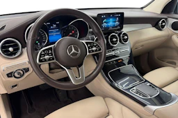 Musta Mercedes-Benz GLC 2021 kuva 6.