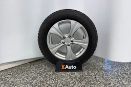 Musta Mercedes-Benz GLC 2021 kuva 10.
