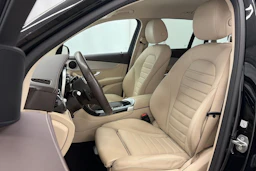 Musta Mercedes-Benz GLC 2021 kuva 13.