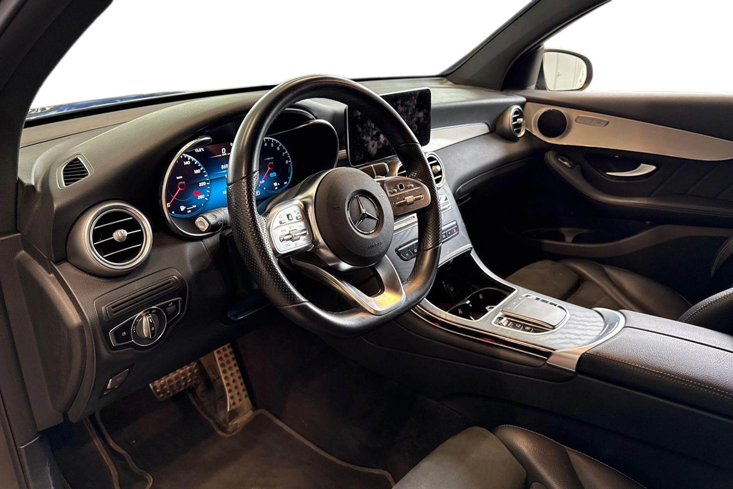 harmaa Mercedes-Benz GLC 2021 kuva 8.