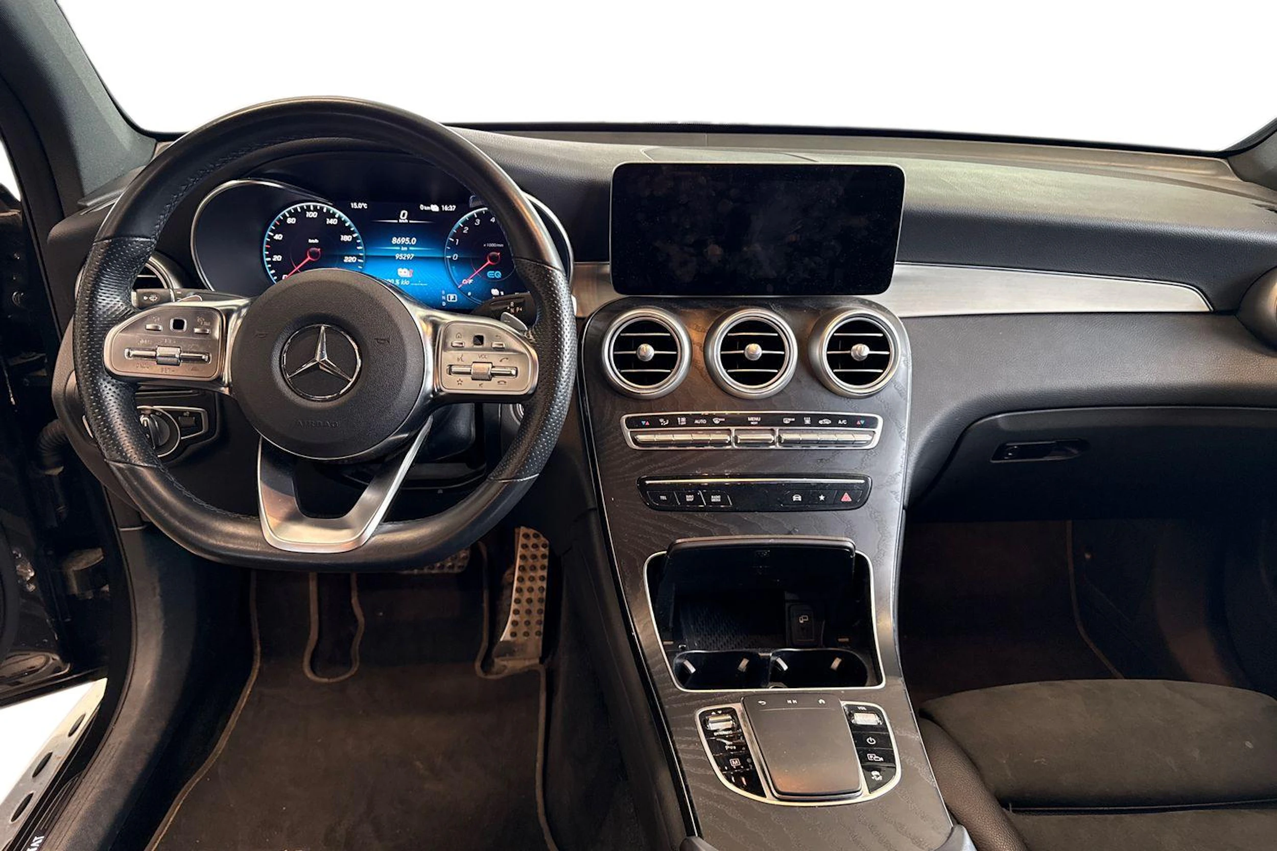 harmaa Mercedes-Benz GLC 2021 kuva 9.