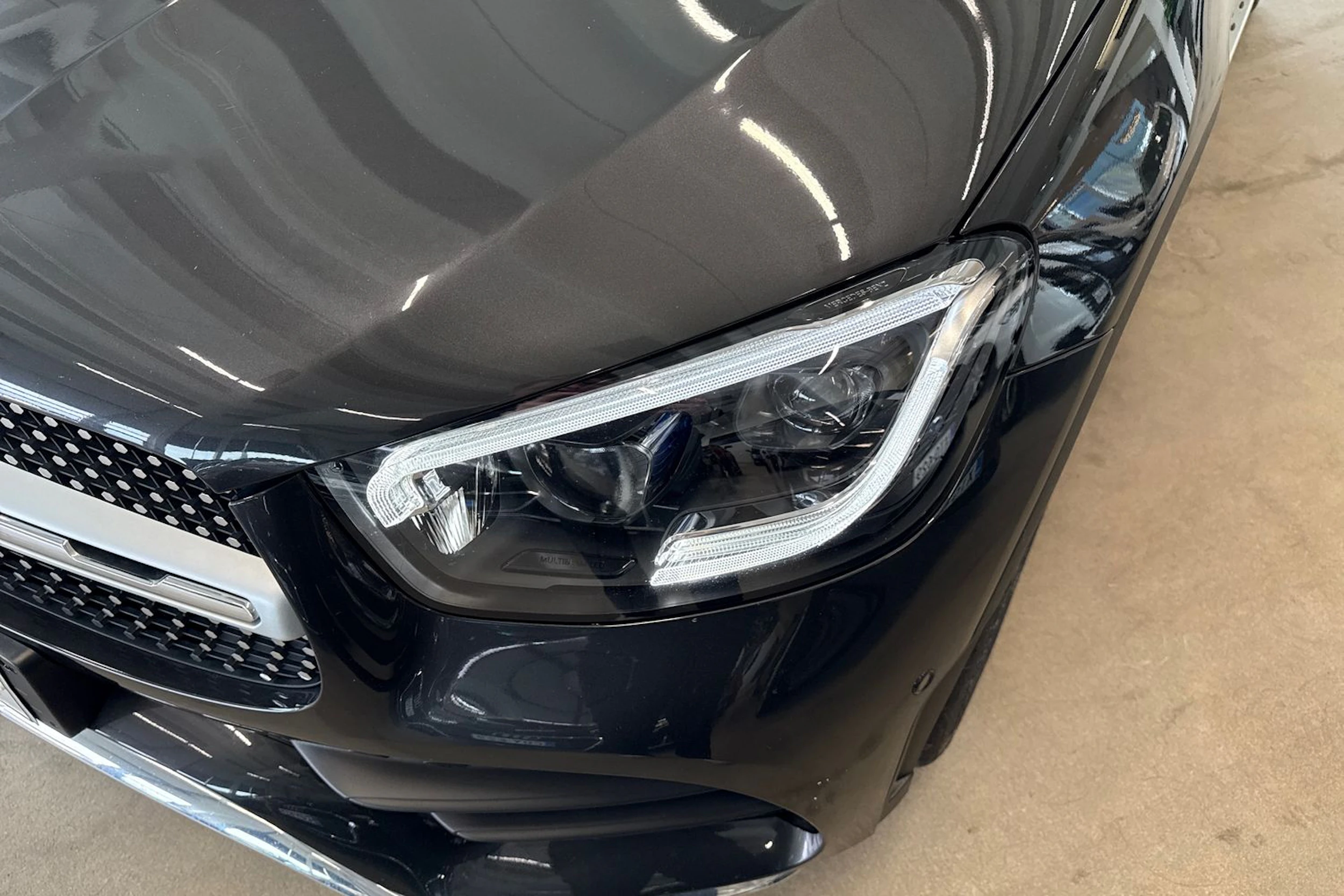 harmaa Mercedes-Benz GLC 2021 kuva 43.