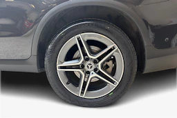 harmaa Mercedes-Benz GLC 2021 kuva 9.