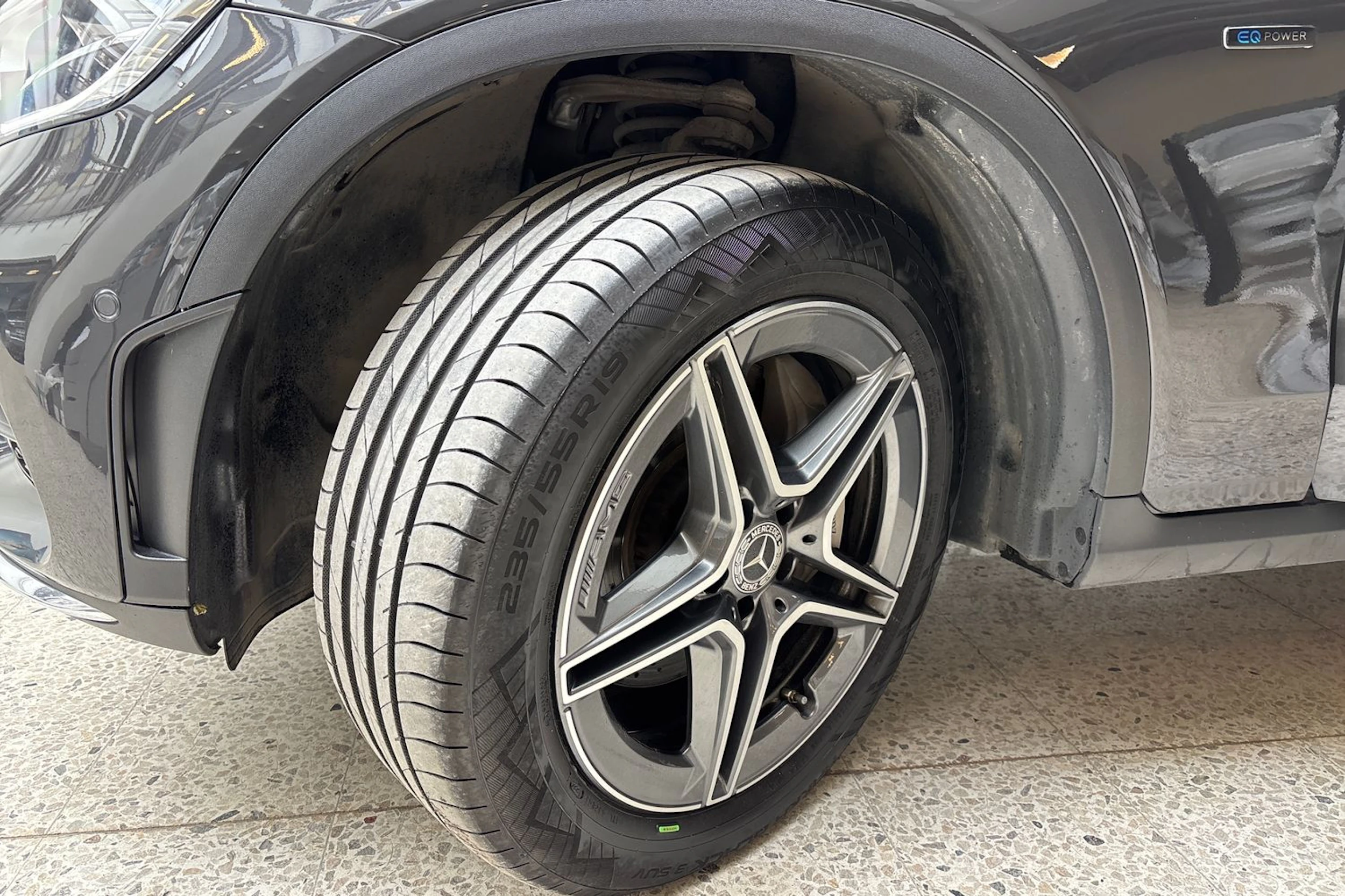 harmaa Mercedes-Benz GLC 2021 kuva 10.