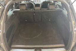 harmaa Mercedes-Benz GLC 2021 kuva 12.