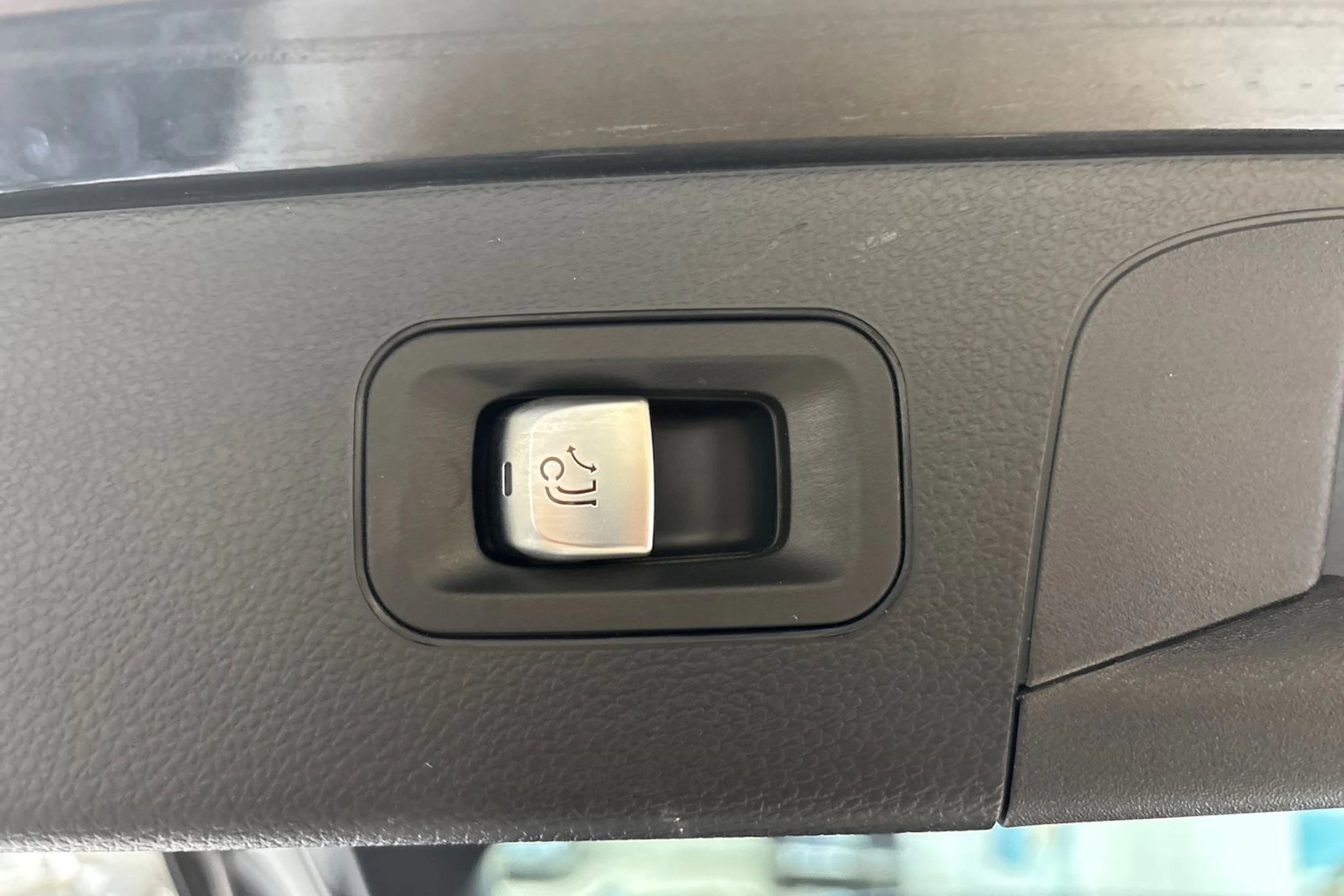 harmaa Mercedes-Benz GLC 2021 kuva 14.
