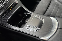 harmaa Mercedes-Benz GLC 2021 kuva 26.