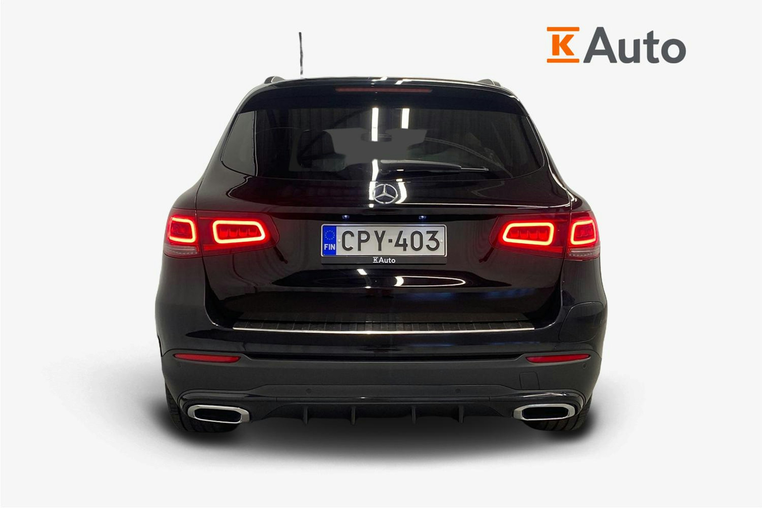 musta Mercedes-Benz GLC 2022 kuva 3.