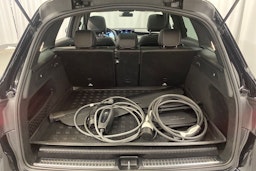 musta Mercedes-Benz GLC 2022 kuva 11.