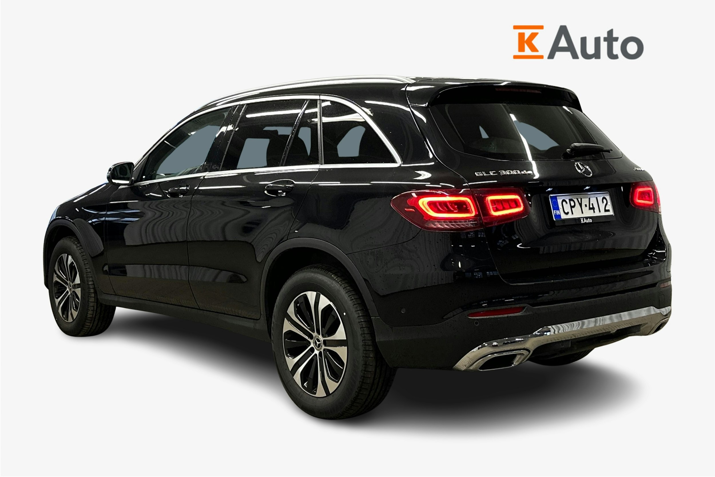 musta Mercedes-Benz GLC 2022 kuva 2.