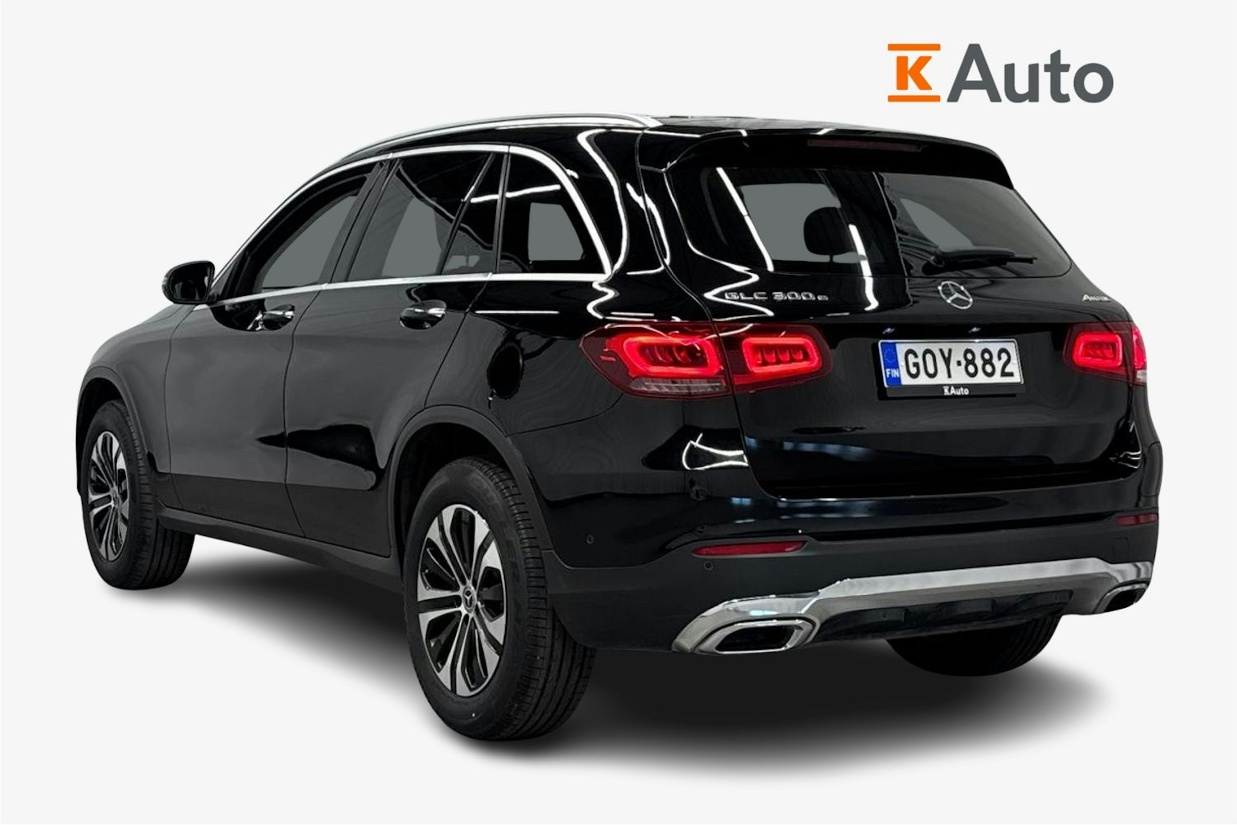 musta Mercedes-Benz GLC 2022 kuva 2.