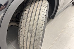 musta Mercedes-Benz GLC 2022 kuva 13.
