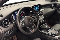 musta Mercedes-Benz GLC 2023 kuva 7.