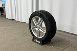 musta Mercedes-Benz GLC 2023 kuva 13.