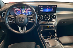 musta Mercedes-Benz GLC 2022 kuva 9.