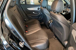 musta Mercedes-Benz GLC 2022 kuva 17.