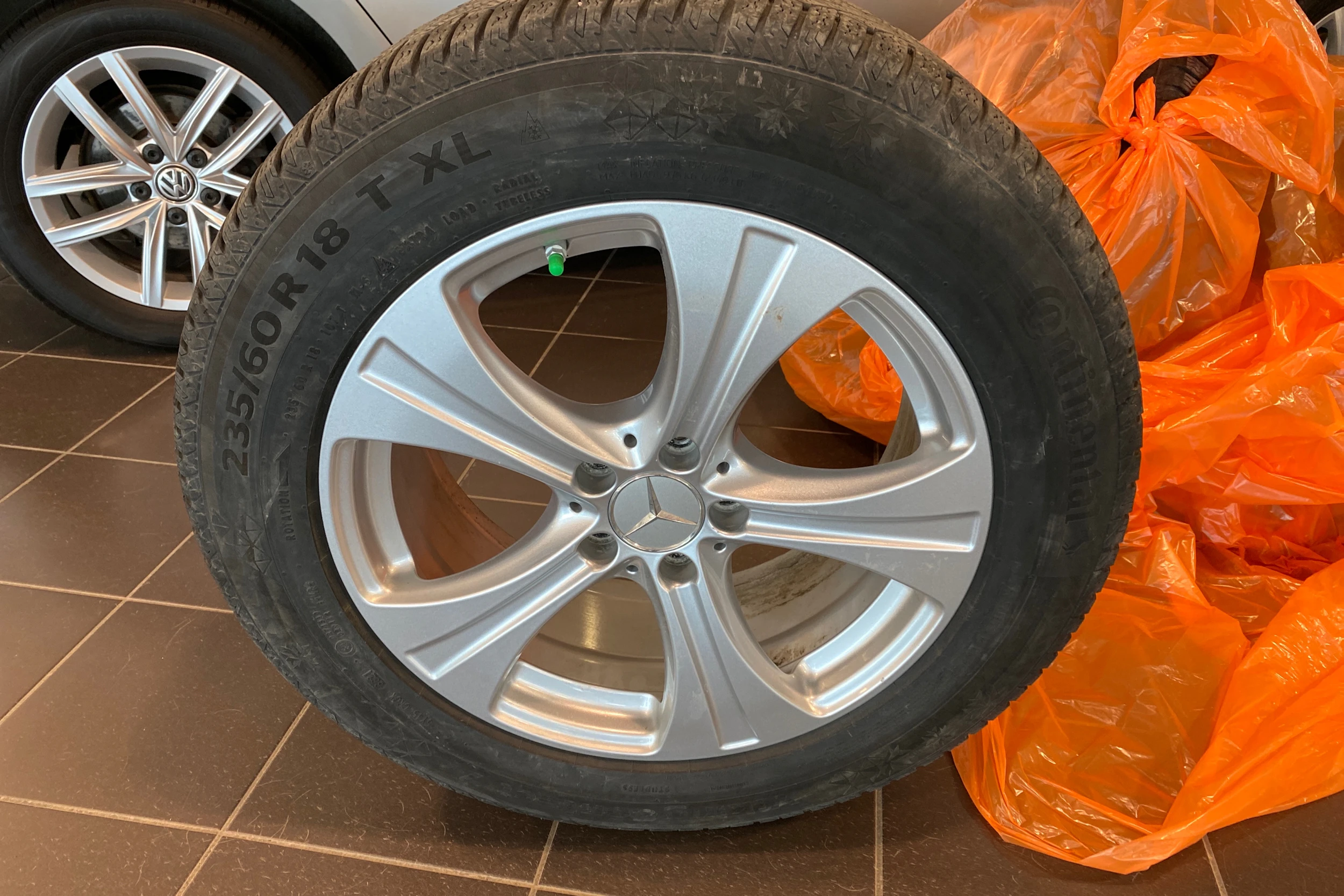 musta Mercedes-Benz GLC 2022 kuva 20.