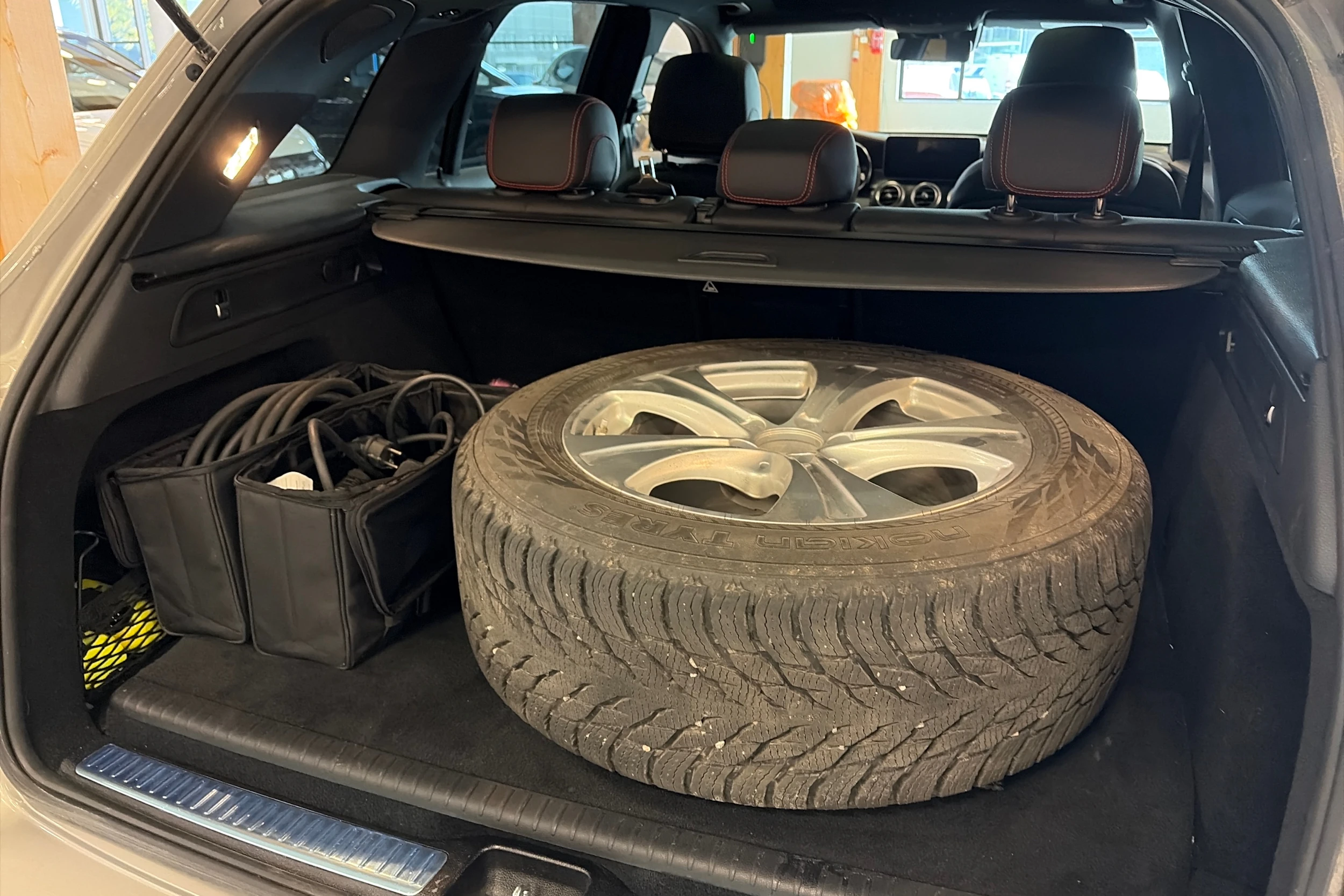 met. harmaa Mercedes-Benz GLC 2022 kuva 7.