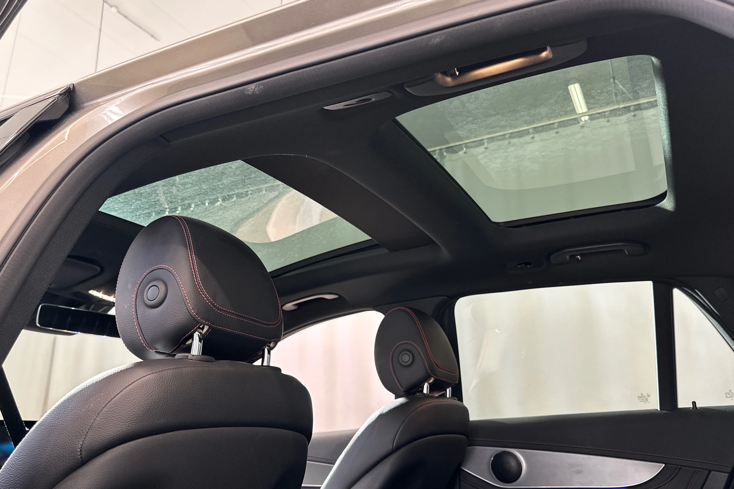met. harmaa Mercedes-Benz GLC 2022 kuva 25.