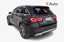 harmaa Mercedes-Benz GLC 2022 kuva 2.