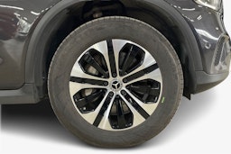 harmaa Mercedes-Benz GLC 2022 kuva 11.