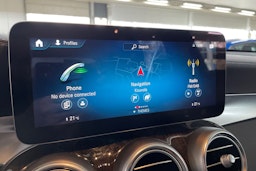 harmaa Mercedes-Benz GLC 2022 kuva 15.